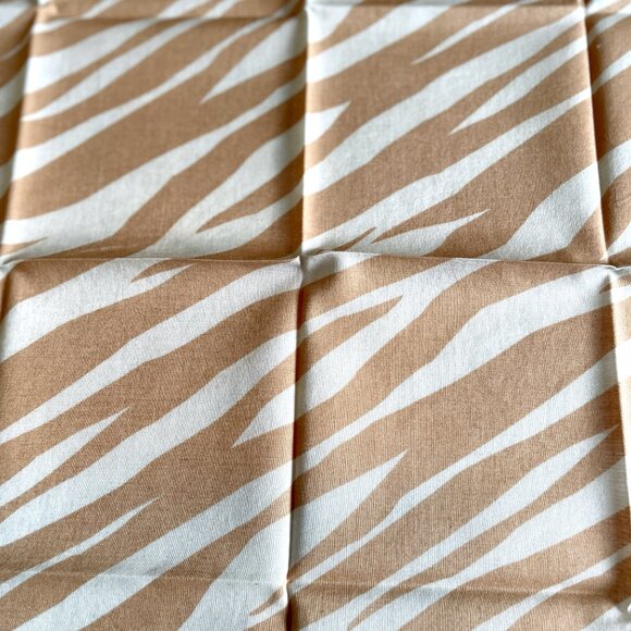 Authentic Vintage MCM Modern Creation München Scarf - Picture 3 of 11